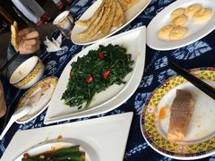 -洱海人家餐厅(仙足岛店)