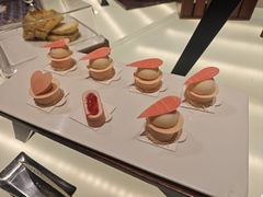 -松咖啡自助餐厅·松北香格里拉