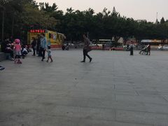 -英雄广场