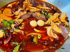 -川流不息·地道川菜·小龙虾(松东路店)