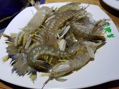 濑尿虾-蒙肥羊·酸汤潮牛·鲜牛肉火锅烤肉自助(岗顶店)