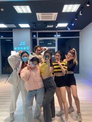 -DL专业爵士舞街舞工作室