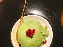 -余欢领鲜火锅(新街口店)