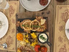 -Mark&Mars Restaurant