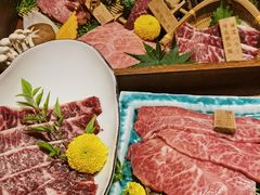 -山川小町·极番烧肉(新地假日广场店)