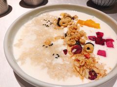 金桃酸奶-丝路金桃·新疆菜(徐汇店)