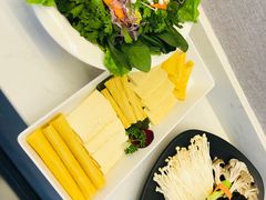 -德天肥牛海鲜火锅(龙吟坊店)