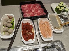 -海底捞火锅(曹安公路店)