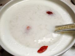 -燕庭·纯燕窝·甜品下午茶(南京西路店)