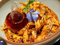 敲糖棒棒鸡-辛香汇·现炒川菜(淮海路百盛店)