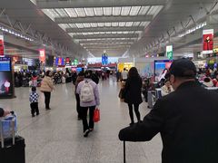 -虹桥火车站-停车场