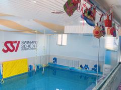 -爱乐游亲子游泳俱乐部