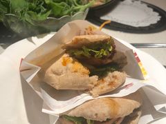 -一叶一世界·素食餐厅(锦华万达店)
