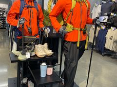 -迪卡侬(大英山店)