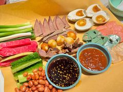 -嗨辣小聚·盘锦河蟹·海鲜烧烤龙虾(盘锦十年好店)