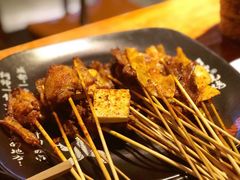 何师烤肉-何师烧烤Pro ·江湖川菜·小龙虾·精酿(太古里旗舰店)