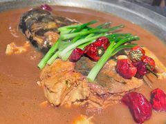 东家绝味鱼头-八分饱·西津会(西津渡店)