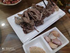 -清真·玛丽亚新疆菜主题餐厅(浙江中路店)