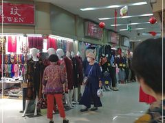-友谊服饰商场(名品商厦店)