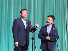 -周末相声俱乐部