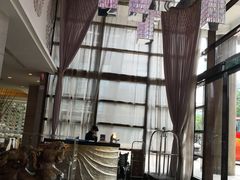 -尊爵天际大饭店 (近台茂)