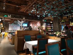 -领鲜活海鲜榴莲自助火锅(东门店)