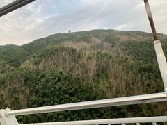 -梅岭月亮湾山体公园