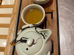 -潮界(LU·ONE凯德晶萃广场店)