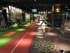 -VLines耀能运动24小时·月付制健身(京广桥店)