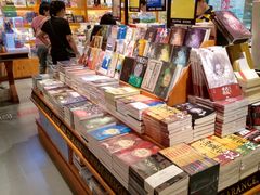 -西西弗书店&矢量咖啡(凯德晶萃广场店)