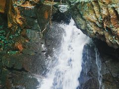 -藏龙百瀑风景区