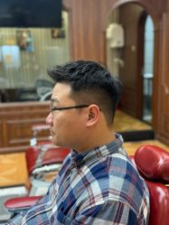 -海文先生国潮烫染男士理发馆