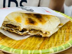 擀面皮夹馍-十三朝牛馍王擀面皮(骡马市店)