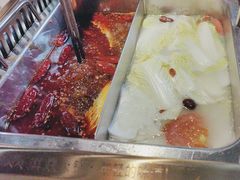 -洪焱重庆老火锅(万福花园店)