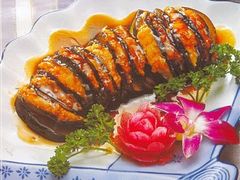 -八府香鸭·啫啫煲(华山路店)