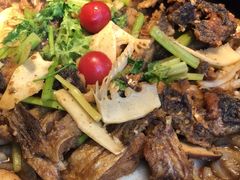 -老板恋上鱼(恒隆广场店)