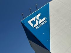 -DC极兔羽毛球馆YONEX(诸光馆)