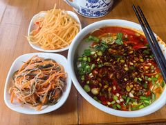 -舌尖尖牛肉面(甘南路店)