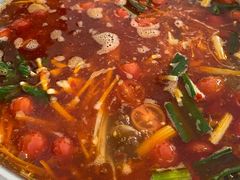-黄利砖万峰林布依特色酸笋牛肉馆