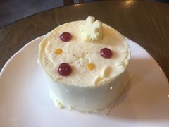 MOF圣诞雪花蛋糕-星巴克(古美路店)