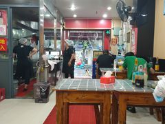 大堂-潘国仙耳光馄饨(黄家阙路店)