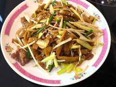 干炒牛河-玉兰苑一等茶餐厅
