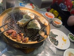 -山焱·炭火自助烤肉(周浦万达店)