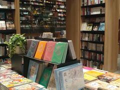 -覔书店(壹方城店)