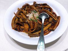 响油鳝丝-蝶园·装修中(BFC外滩金融中心店)