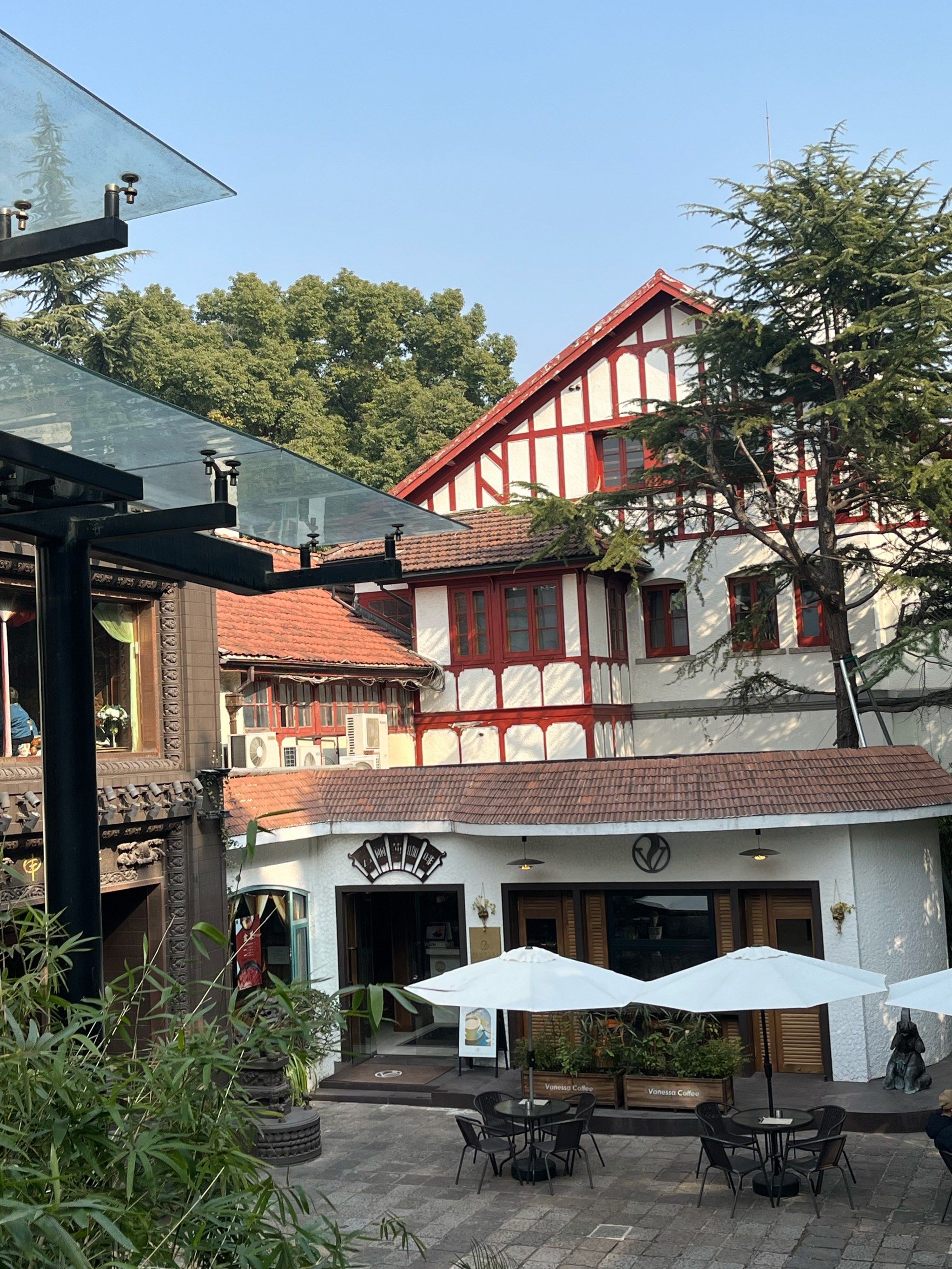 丁香花园的申粤轩,风景秀色可餐