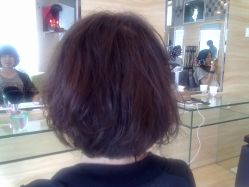 20120707018[1]-美秀造型