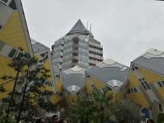 -立体方块屋