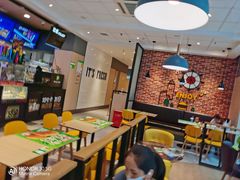 -德克士(香港街店)