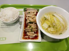 -老乡鸡(武汉中南梅苑小区地铁站店)